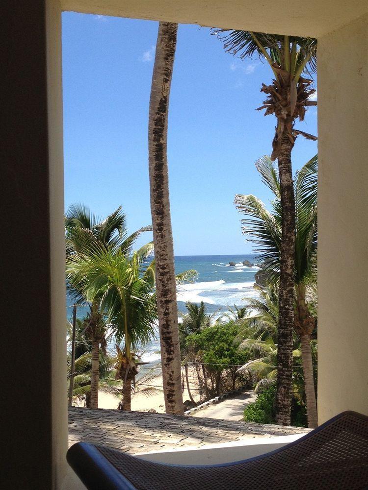 Round House Hotel Bathsheba Esterno foto