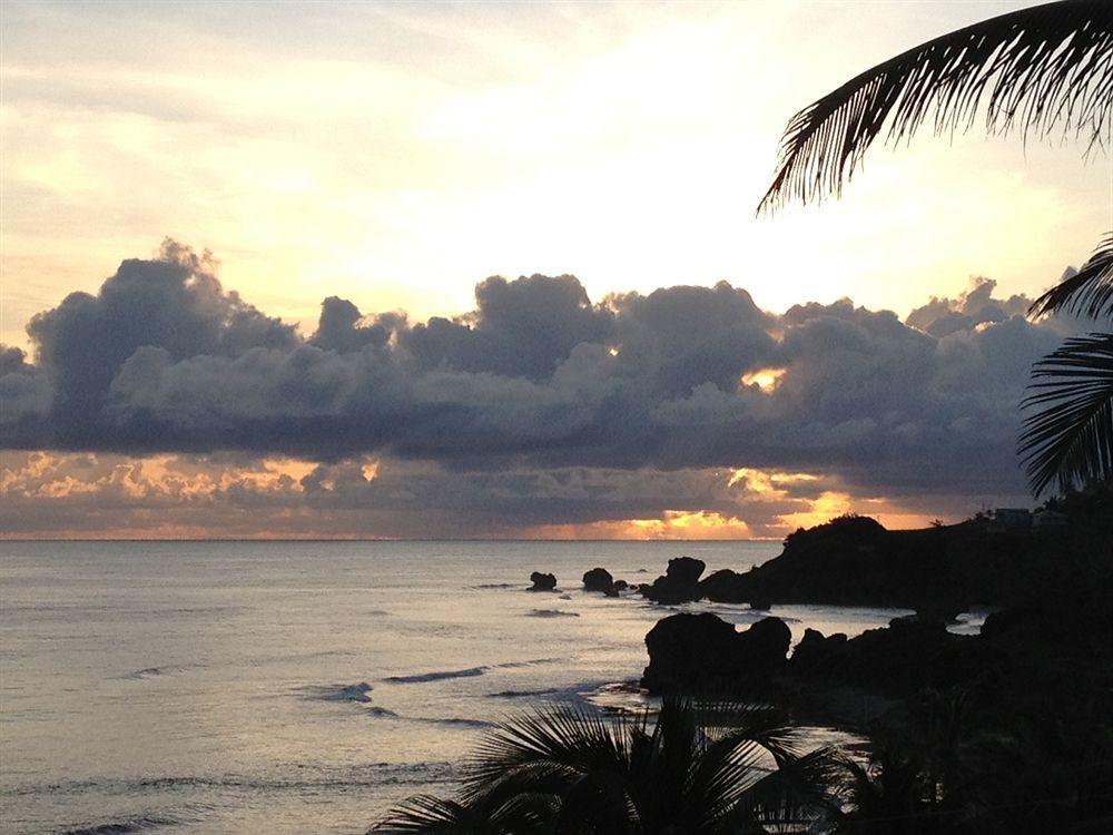 Round House Hotel Bathsheba Esterno foto