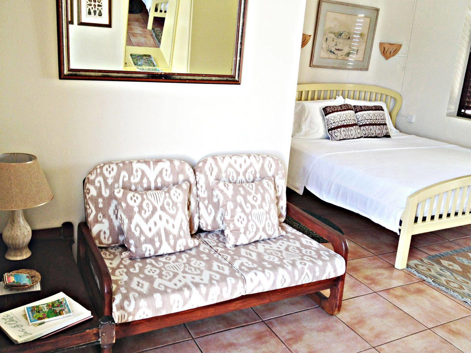 Round House Hotel Bathsheba Esterno foto