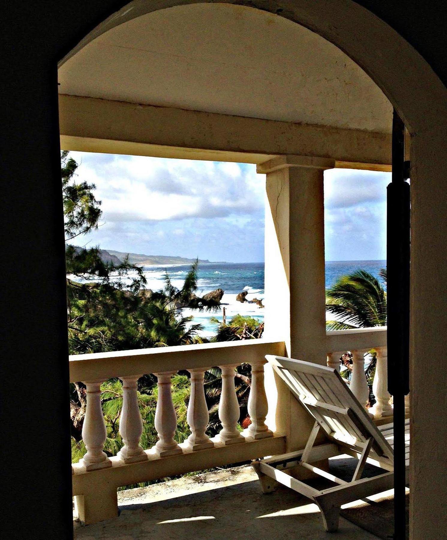 Round House Hotel Bathsheba Esterno foto