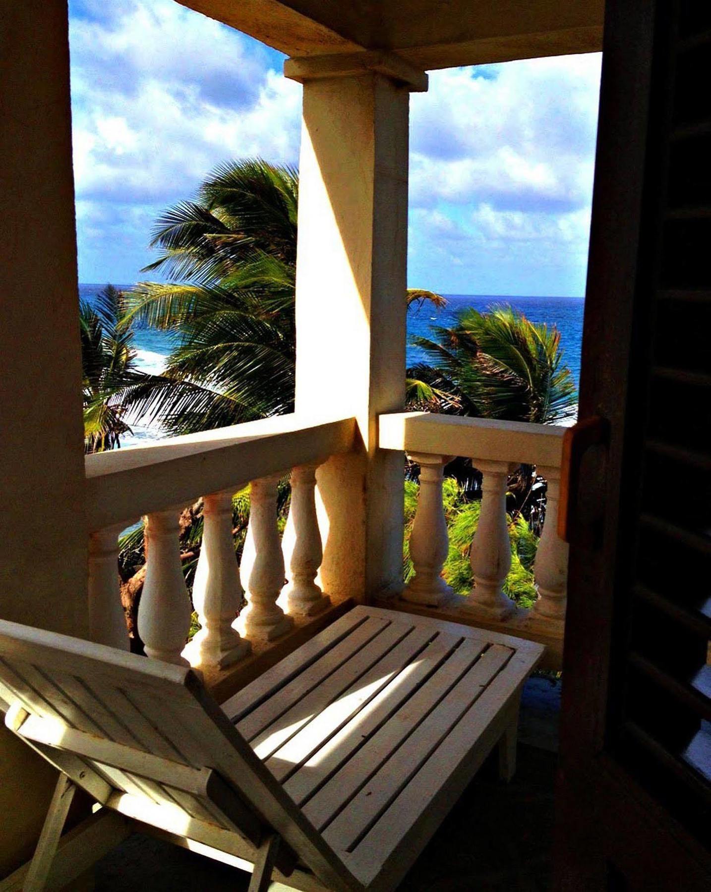 Round House Hotel Bathsheba Esterno foto